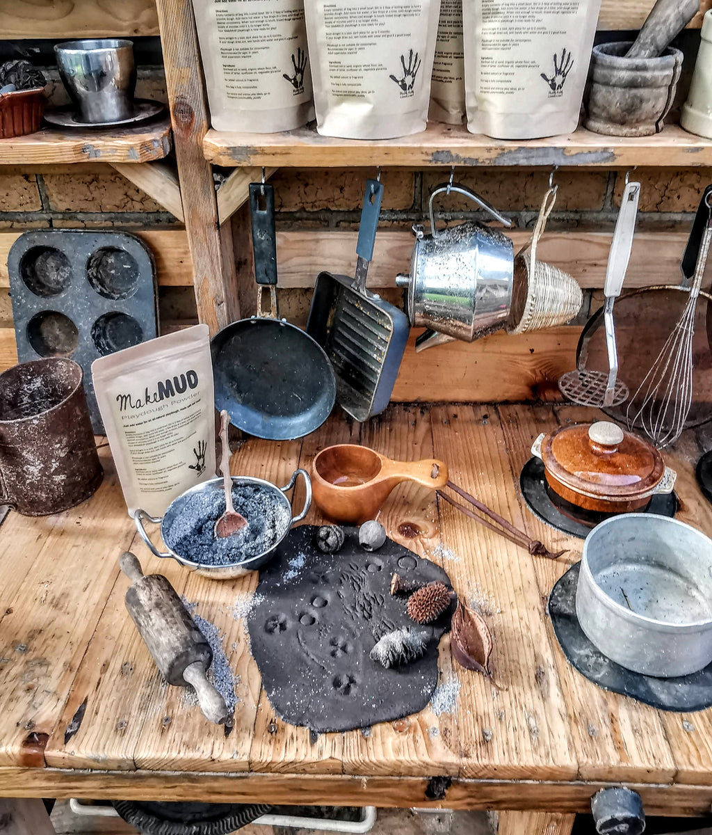 Muddly Puddly Laboratory - Just add water for mud magic